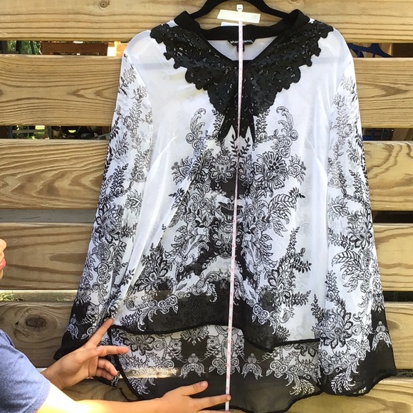 SHARAGANO XL SHEER WHITE AND BLACK COVER UP OR TOP - Picture 3 of 5